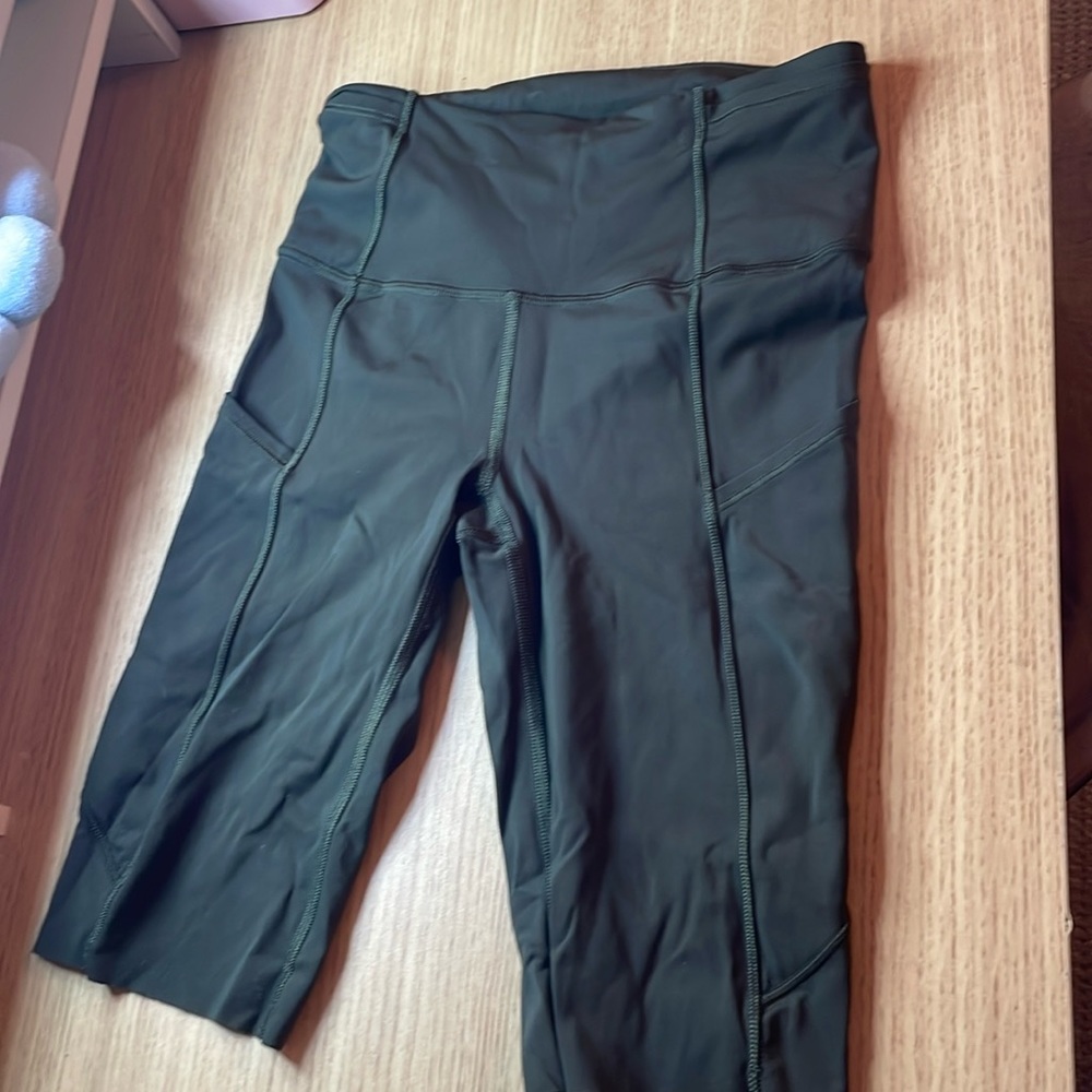 Lululemon green long length biker short